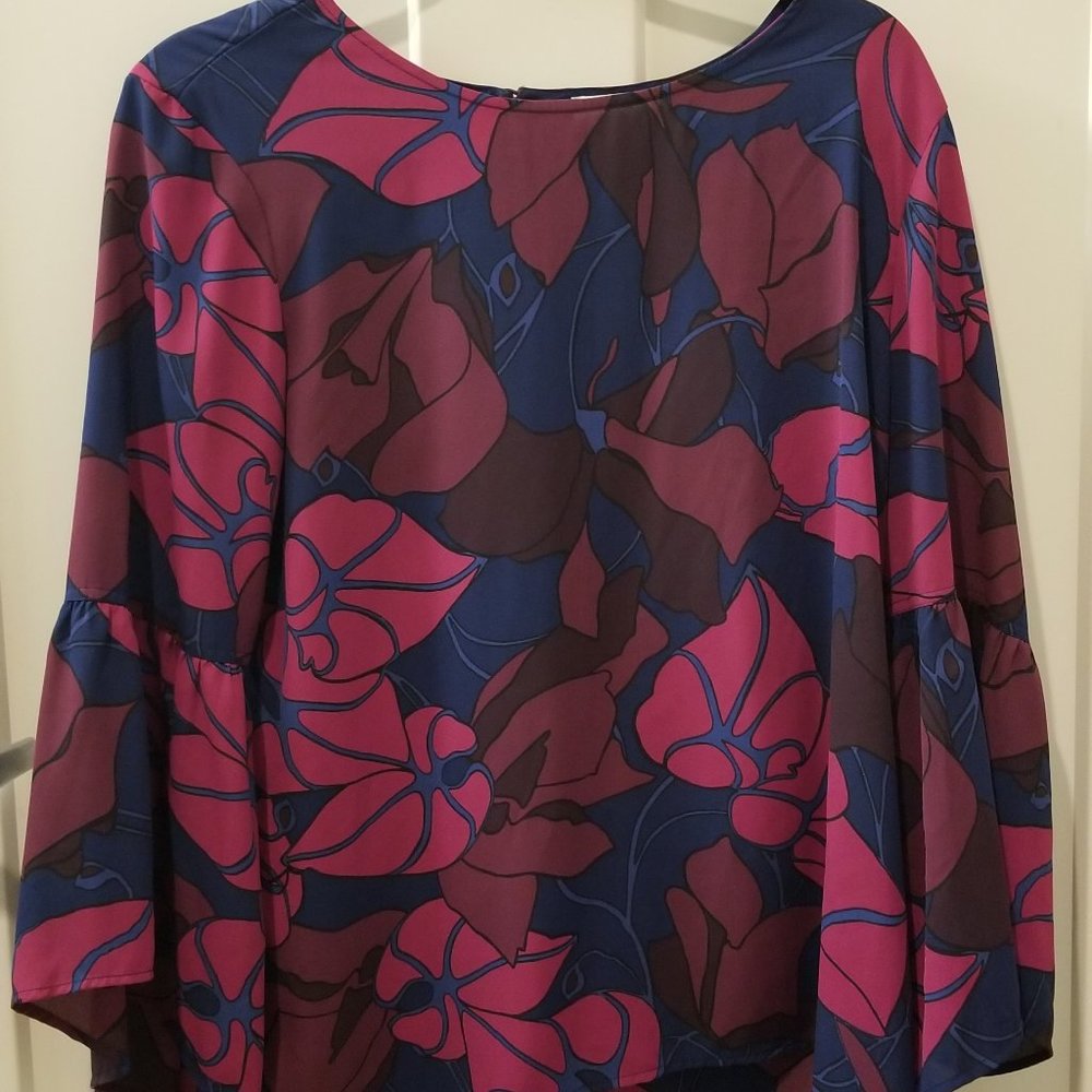 SOLD- LOFT Outlet Women's SZ M Purple/Pink/Blue Blouse Long Bell Sleeve